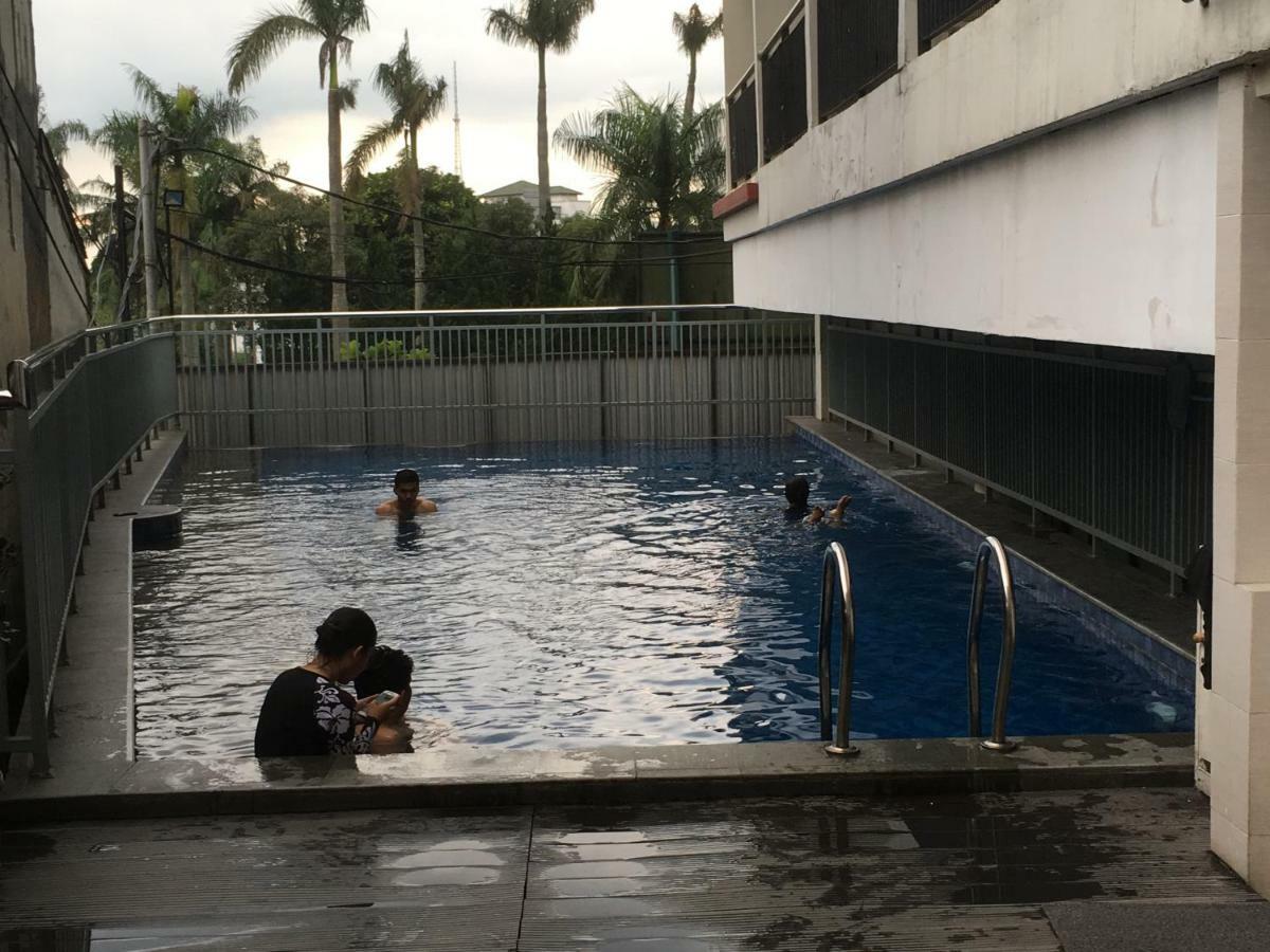 Beverly Dago Apartment Bandung Luaran gambar